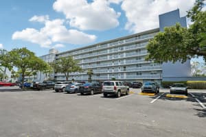5500 2nd Avenue, Boca Raton, FL 33487 - MLS#B26029862