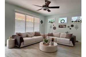 8070 Murano Circle, Palm Beach Gardens, FL 33418 - MLS#B26029878