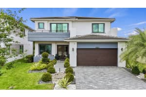 10855 Passage Way, Parkland, FL 33076 - MLS#B26029882