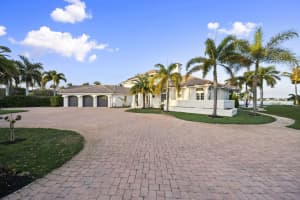 1735 St Lucie Boulevard, Stuart, FL 34996 - MLS#B26029922