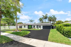 4721 Bayview Drive, Fort Lauderdale, FL 33308 - MLS#B26029929