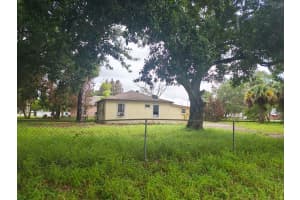 315 24th Street, Fort Pierce, FL 34950 - MLS#B26029956