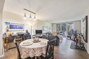 250 Jacaranda Drive, Plantation, FL 33324 - MLS#B26029997