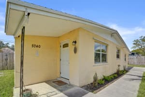5740 38th Street, Davie, FL 33314 - MLS#B26030122