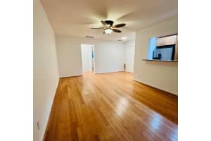 2404 NE 33rd Ave APT 12, Fort Lauderdale, FL 33305, - MLS#B26030250