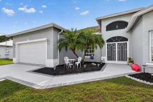 1711 Fairfield Street, Port Saint Lucie, FL 34983 - MLS#B26030269