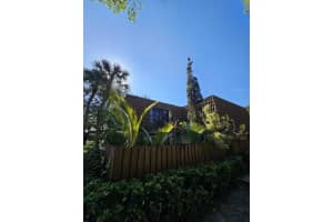 209 Charter Way, West Palm Beach, FL 33407 - MLS#B26030278