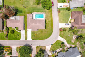 2402 Newport Drive, Fort Pierce, FL 34982 - MLS#B26030334