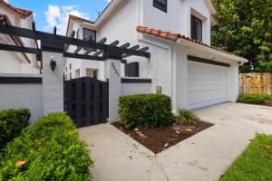 5521 Ilford Ct, Boca Raton, FL 33486, - MLS#B26030375