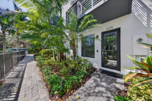 625 NE 22nd Dr, Wilton Manors, FL 33305, - MLS#B26030388
