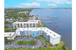 100 Waterway Drive, Lantana, FL 33462 - MLS#B26030393