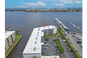 100 Waterway Drive, Lantana, FL 33462 - MLS#B26030393