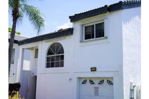 253 211th Terrace, North Miami Beach, FL 33179 - MLS#B26030401