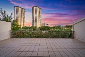 3970 Ocean Drive, Singer Island, FL 33404 - MLS#B26030469