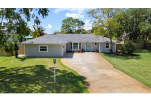 698 Fischer Drive, Sebastian, FL 32958 - MLS#B26030512
