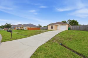 4461 Jaunt Road, Port Saint Lucie, FL 34953 - MLS#B26030528