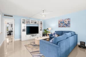 360 Monaco Court, Delray Beach, FL 33446 - MLS#B26030530
