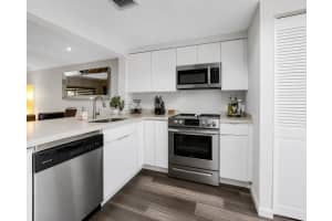 8858 48th Street, Sunrise, FL 33351 - MLS#B26030622