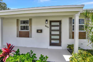 832 10th Avenue, Boca Raton, FL 33486 - MLS#B26030819