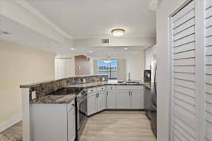 115 Lake Emerald 304, Oakland Park, FL 33309, Oakland Park, FL 33309 - MLS#B26030837