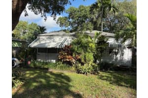 44 5th Street, Dania Beach, FL 33004 - MLS#B26030846