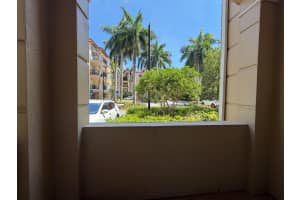16102 Emerald Estates Drive, Weston, FL 33331 - MLS#B26030880