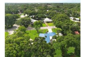 2301 Avalon Avenue, Vero Beach, FL 32960 - MLS#B26030927