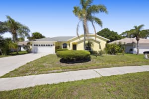 105 Monterey Way, Royal Palm Beach, FL 33411 - MLS#B26030945