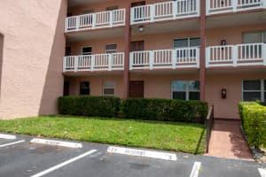9621 Sunrise Lakes Boulevard, Sunrise, FL 33322 - MLS#B26030962