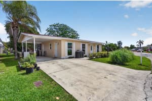 1601 48th Place, Deerfield Beach, FL 33064 - MLS#B26030966