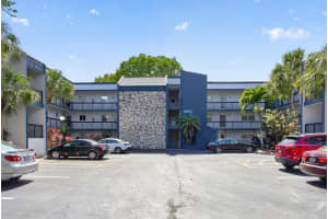 3160 Holiday Springs Boulevard, Margate, FL 33063 - MLS#B26030987