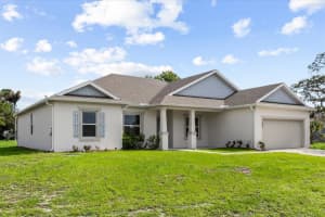 1561 Se Portillo Road, Port St. Lucie, Fl 34952, Port Saint Lucie