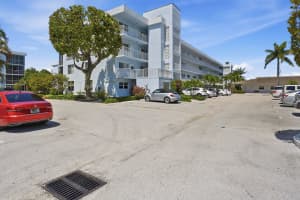 2008 Federal Highway, Boynton Beach, FL 33435 - MLS#B26031015