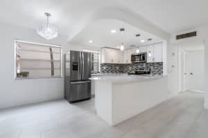 108 Normandy C, Delray Beach, FL 33484, Delray Beach, FL 33484 - MLS#B26031099