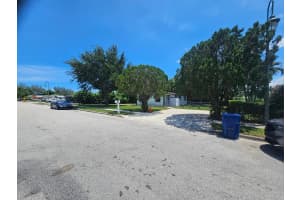 1605 W 10th, Riviera Beach, FL 33404, Riviera Beach, FL 33404 - MLS#B26031127