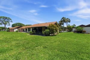 21 V�a De Casas Norte, Boynton Beach, FL 33426, Boynton Beach, FL 33426 - MLS#B26031138