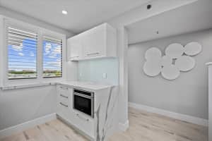 201 Seas Drive, Jupiter, FL 33477 - MLS#B26031189