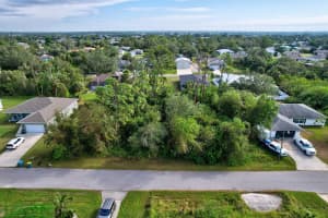 861 Red Bay Street, Port Charlotte, FL 33948 - MLS#B26031193