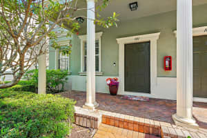 185 Indian Creek Parkway, Jupiter, FL 33458 - MLS#B26031339