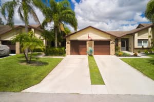 154 Ramblewood Circle, Royal Palm Beach, FL 33411 - MLS#B26031344