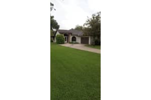 108 Greentree Lane, Yalaha, FL 34797 - MLS#B26031358