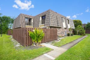 1600 Forest Lakes Circle, West Palm Beach, FL 33406 - MLS#B26031372