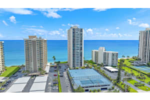 5420 Ocean Drive, Singer Island, FL 33404 - MLS#B26031376