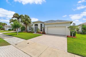 317 Lake Forest Way, Port Saint Lucie, FL 34986 - MLS#B26031385