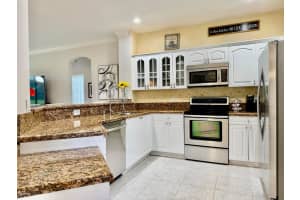 8082 Aberdeen Drive, Boynton Beach, FL 33472 - MLS#B26031405
