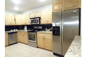 96 Del Rio Boulevard, Boca Raton, FL 33432 - MLS#B26031418