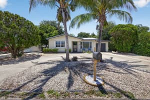 1964 Circle Drive, North Palm Beach, FL 33408 - MLS#B26031473