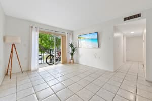 1089 Benoist Farms Road, West Palm Beach, FL 33411 - MLS#B26031524