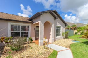 2718 Hamilton Avenue, Port Saint Lucie, FL 34987 - MLS#B26031529