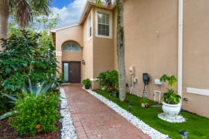 622 Peppergrass Run, Royal Palm Beach, FL 33411 - MLS#B26031587